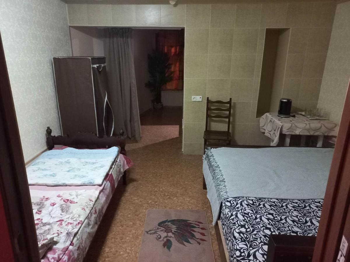 Hostel Feola Kutaisi Zewnętrze zdjęcie