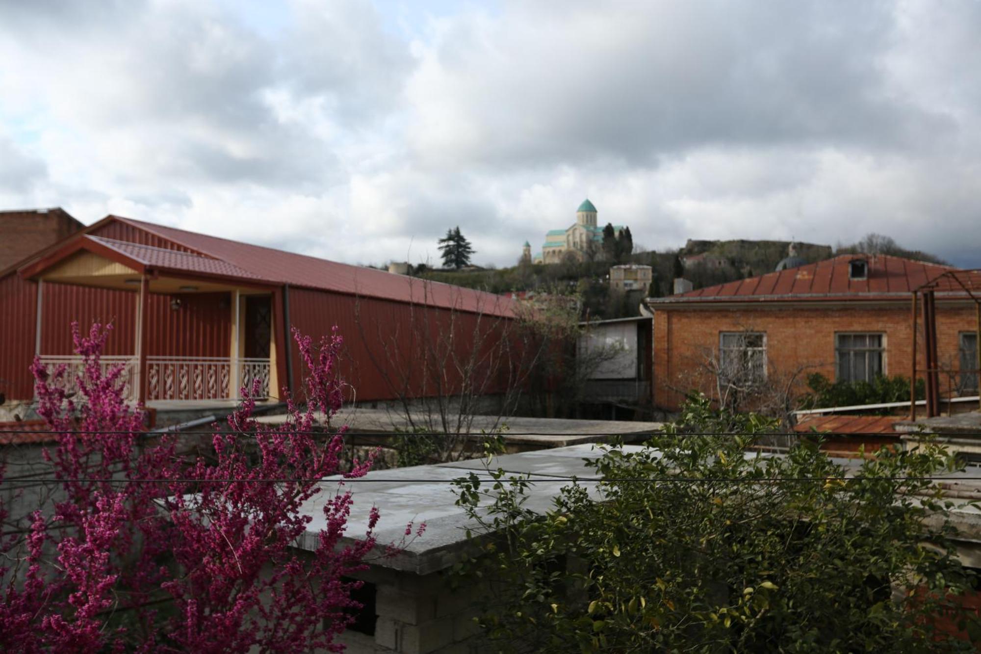Hostel Feola Kutaisi Zewnętrze zdjęcie