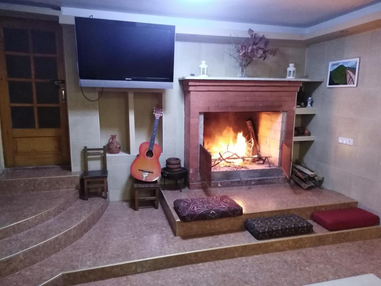Hostel Feola Kutaisi Zewnętrze zdjęcie